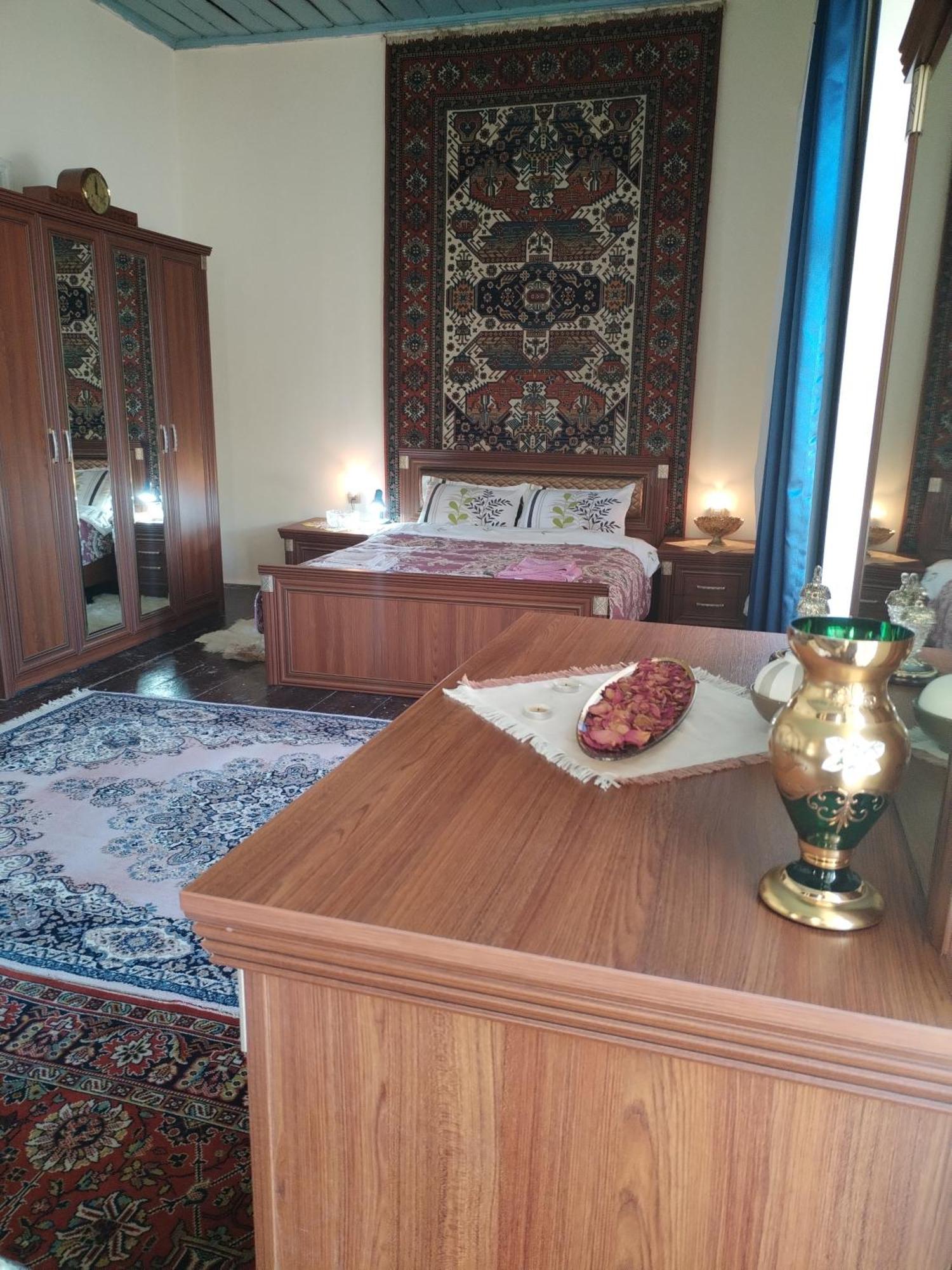 Hotel Ali Ancient House 555 à Şǝki Extérieur photo